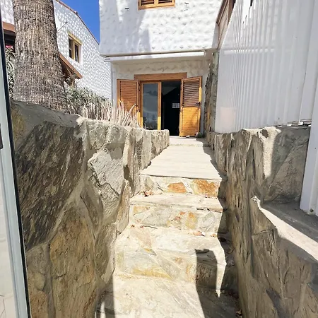 Duplex Holidays San Bartolomé